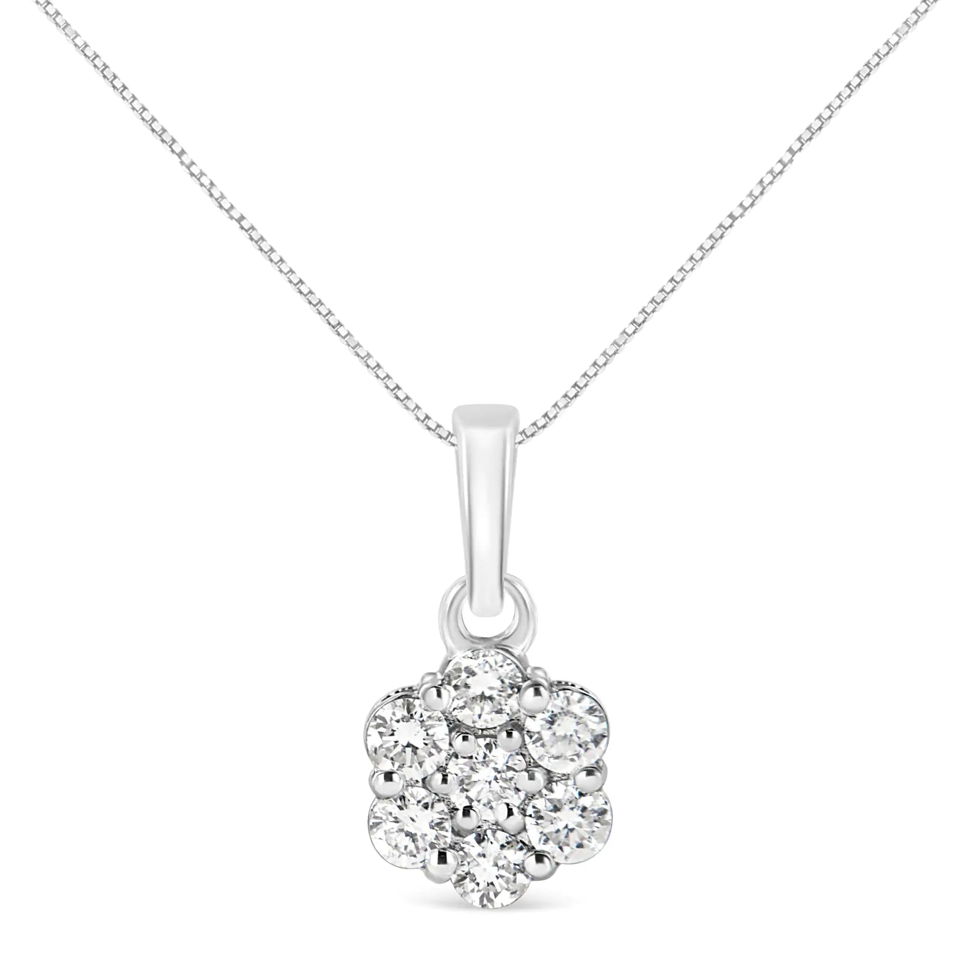 14KT White Gold 1/2 cttw Diamond Floral Cluster Pendant Necklace (HI, SI2-I1) - Puritific