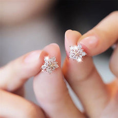 Christmas Snowflake Stud Earrings - Puritific