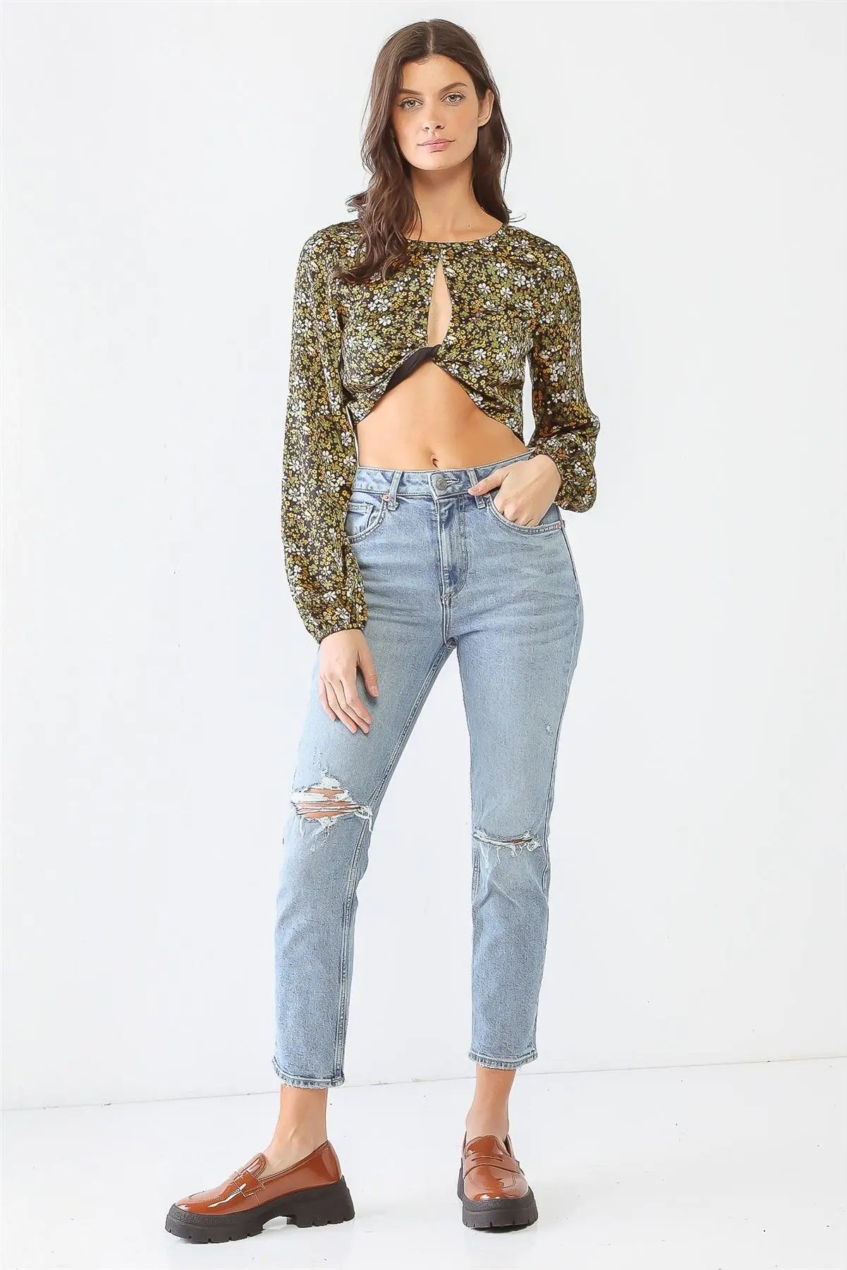 Black & Olive Floral Print Twist Cut-Out Long Sleeve Crop Top /1-2-2-1 - Puritific