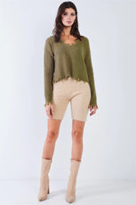 Long Sleeve V-Neck Distressed Fringe Hem Crop Sweater /3-2-1