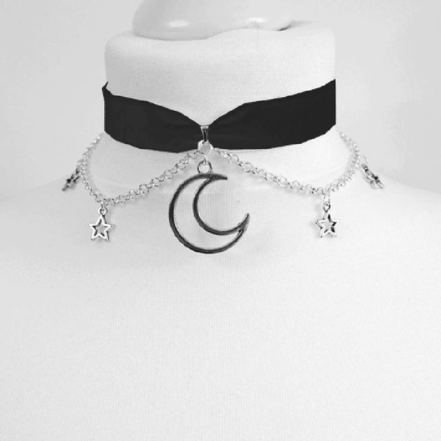 Black Crescent Moon Necklace - Puritific