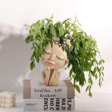 Cute Girl Doll Figurine Succulent Planters Vinyl Resin Flower Pot for Home Tabletop Decor Flowers Growing Planter Flowerpot