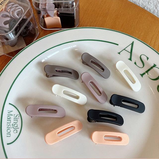 Luxury Matte Plastic Mini Hair Claws - Puritific