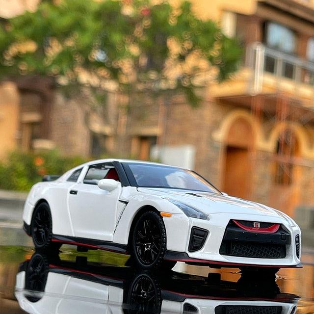 New 1:32 NISSAN GTR GT-R R35 Alloy Car Model - Puritific