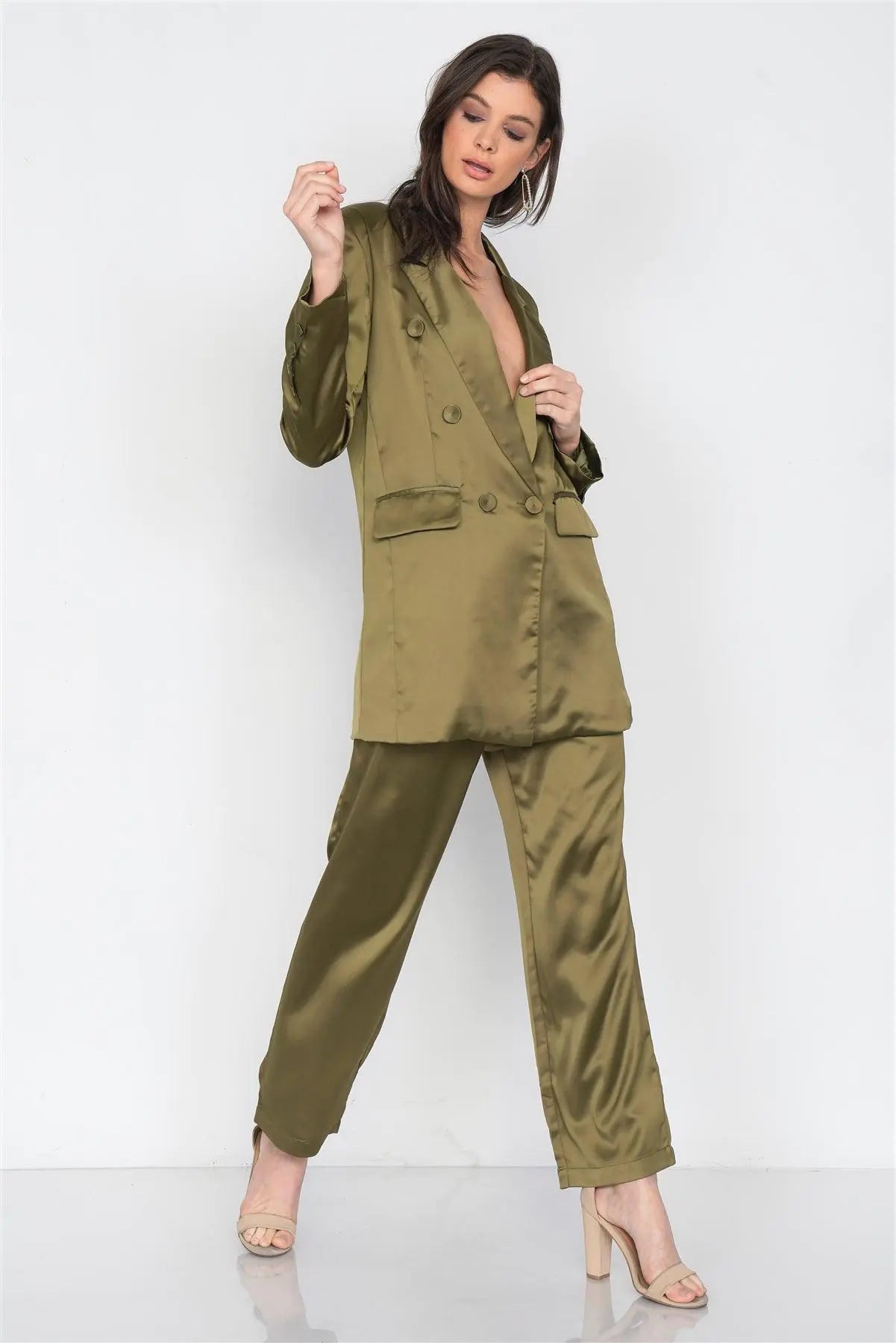 Olive Silk Boyfriend Blazer & Chic High-Waist Pleated Ankle Pant Set   /3-2-1