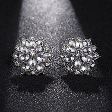 Christmas Snowflake Stud Earrings - Puritific