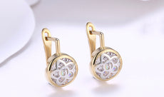 14K Gold Plating White Sapphire Daisy Design Circular Clip On Earrings - Puritific