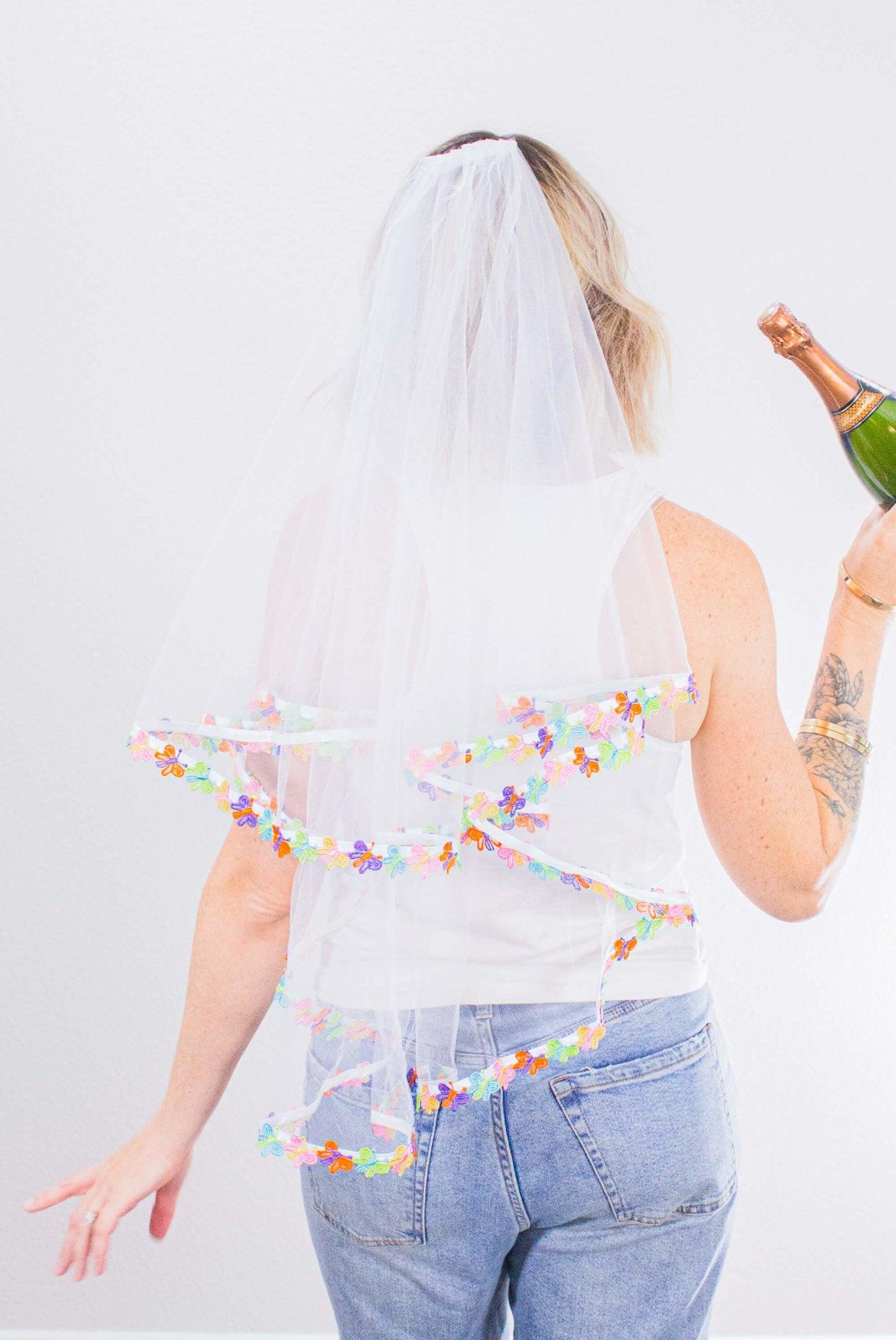 90's Retro Butterfly Bachelorette Party Veil - Puritific