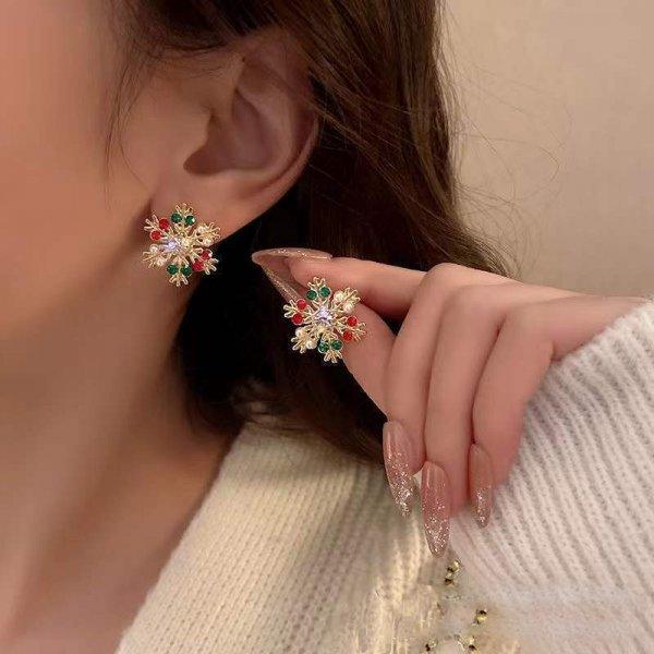 Christmas Snowflake Stud Earrings - Puritific