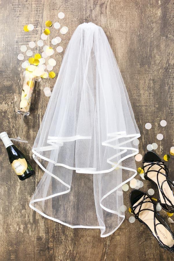 Bachelorette Party Veil - Puritific