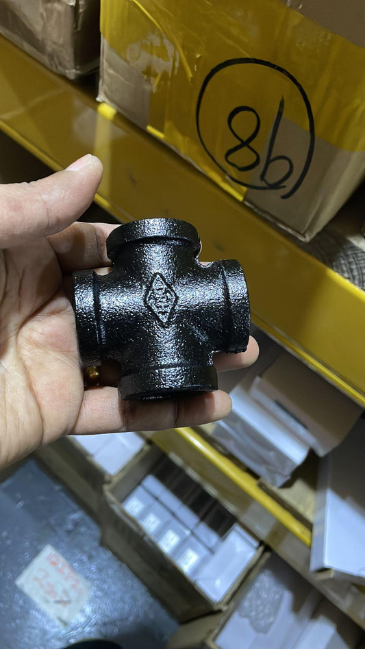 BSP Malleable Black Iron cross X section Pipe Lamp Fittings~4640-0