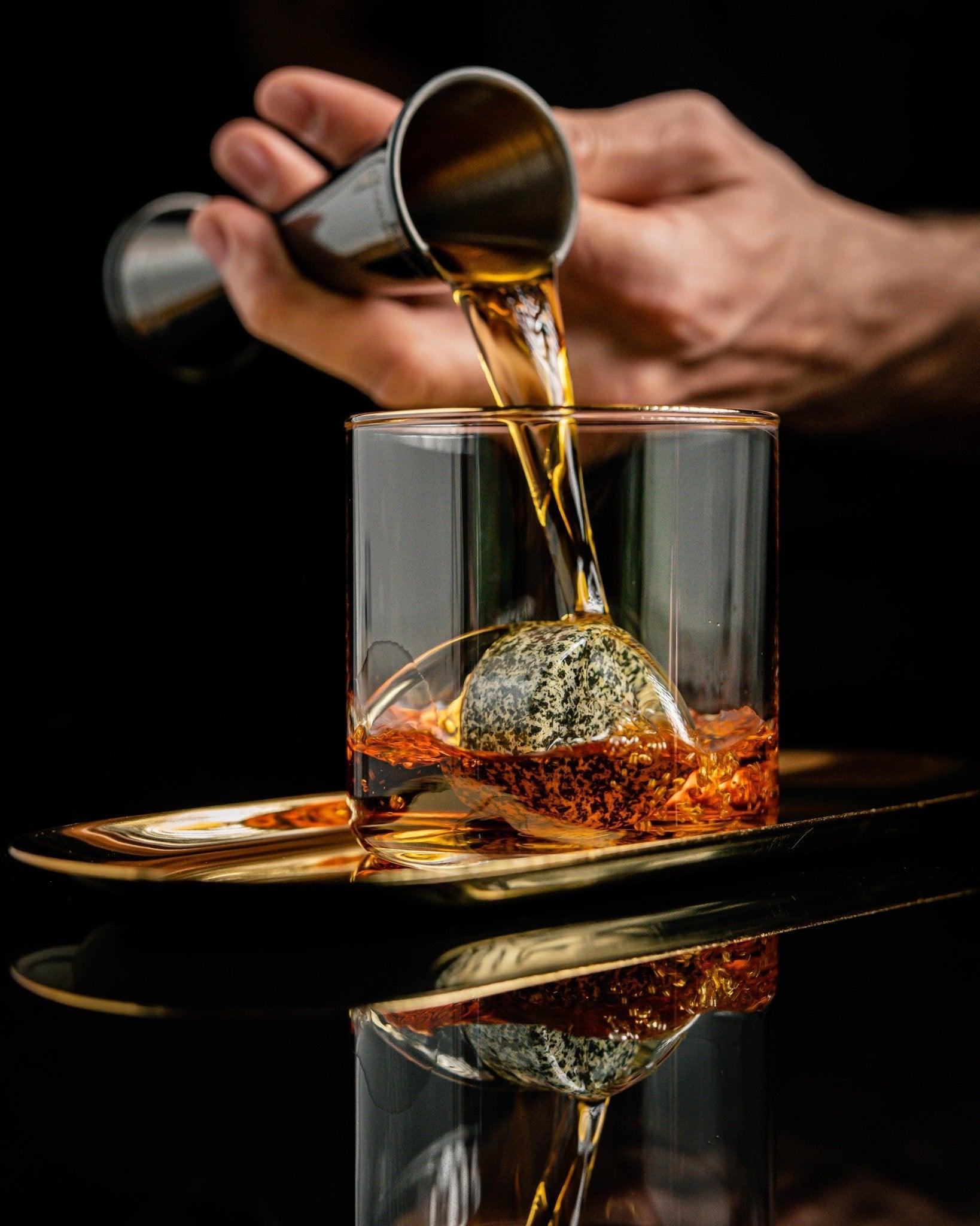 The Connoisseur's Set - Whiskey Stones & Iconic Crystal Glass Edition - Puritific