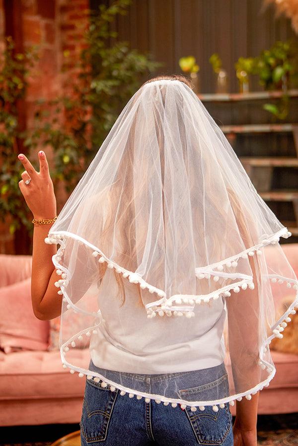 White Pom Pom Bachelorette Party Veil - Puritific