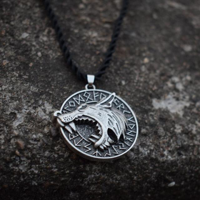 Wolf Head Necklace Pendant - Puritific